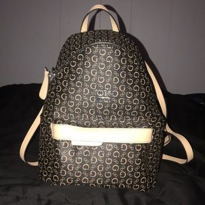 g by guess backpack